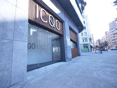 Puerta de acceso del ICQO en Bilbao