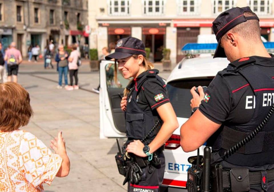 Una buena visión, requisito para poder ser Ertzaintza y Policia Local